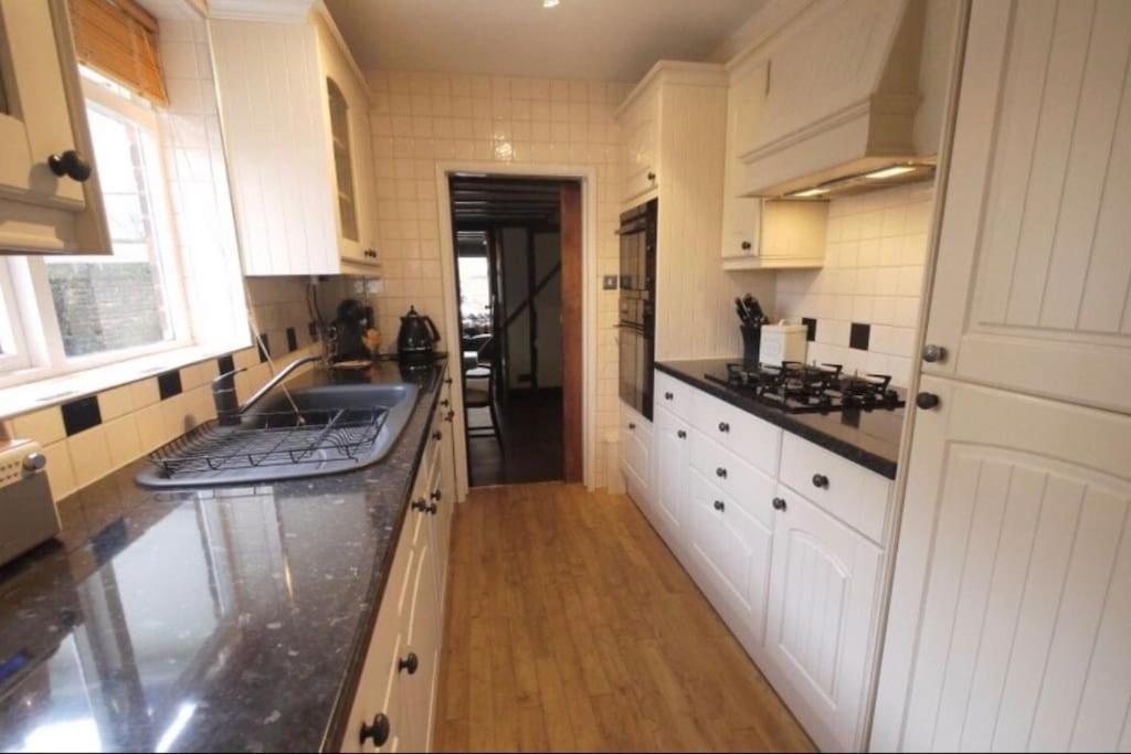 3Bedroom Beautiful Cottage Cheshunt Εξωτερικό φωτογραφία