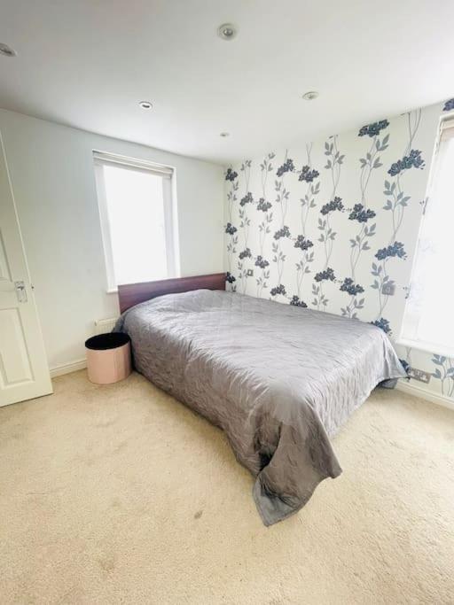 3Bedroom Beautiful Cottage Cheshunt Εξωτερικό φωτογραφία