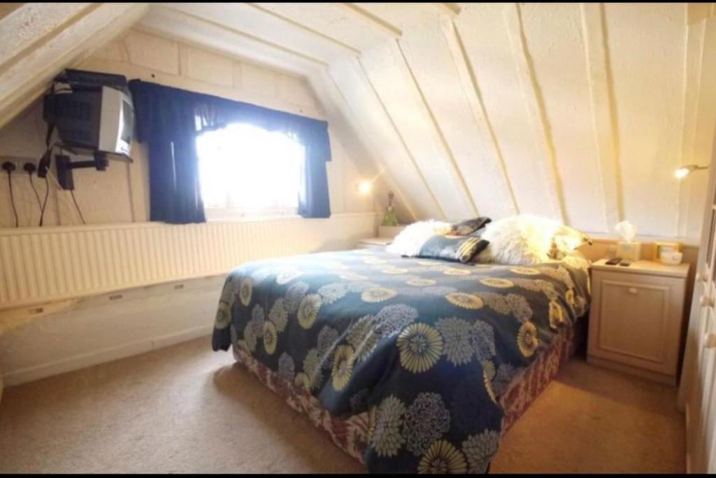 3Bedroom Beautiful Cottage Cheshunt Εξωτερικό φωτογραφία